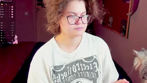 Snapshot of sashy_way chatting on 01.12.25 .Alexandra online show from 01.12.25