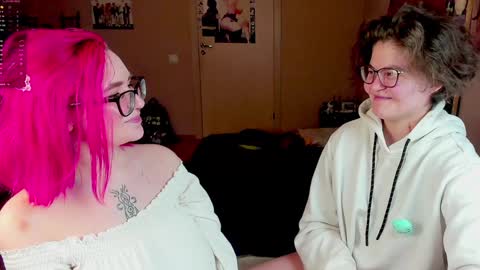 Snapshot of sashy_way chatting on 01.16.25 .Alexandra online show from 01.16.25