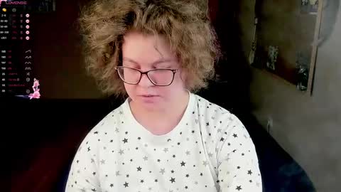 Snapshot of sashy_way chatting on 02.13.25 .Alexandra online show from 02.13.25