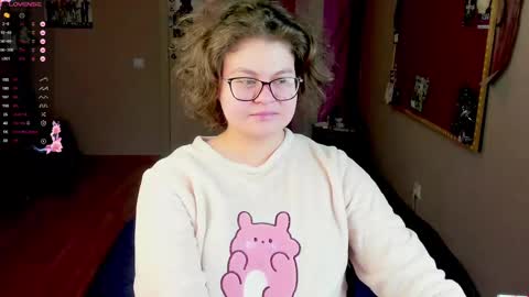 Snapshot of sashy_way chatting on 03.08.25 .Alexandra online show from 03.08.25