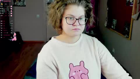 Snapshot of sashy_way chatting on 03.10.25 .Alexandra online show from 03.10.25