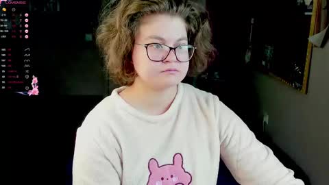 Snapshot of sashy_way chatting on 03.10.25 .Alexandra online show from 03.10.25