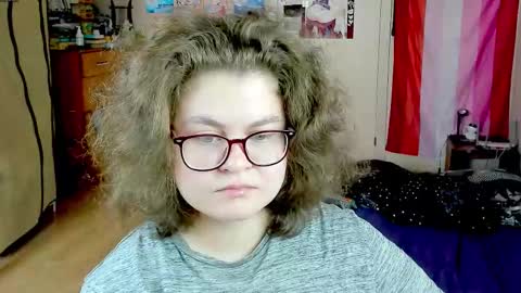 Snapshot of sashy_way chatting on 10.10.25 .Alexandra online show from 10.10.25