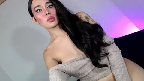 Tiffanie online show from 02.06.26