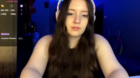 Marmulka or Mary online show from 10.13.25