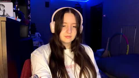 Marmulka or Mary online show from 11.26.25