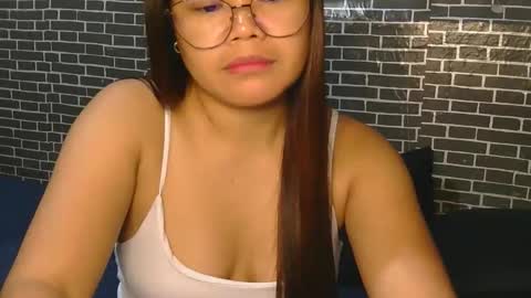 Snapshot of sassycass_cummerx chatting on 11.14.25 sassycass_cummerx online show from 11.14.25