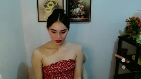Snapshot of sassychixx699 chatting on 12.02.25 Arci online show from 12.02.25