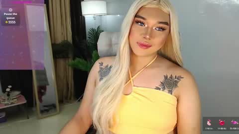 Snapshot of sassyffyra69 chatting on 12.17.24 MARIO LABO online show from 12.17.24