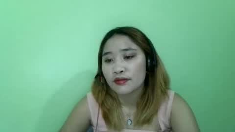 SweetButPsychoo online show from 04.18.26