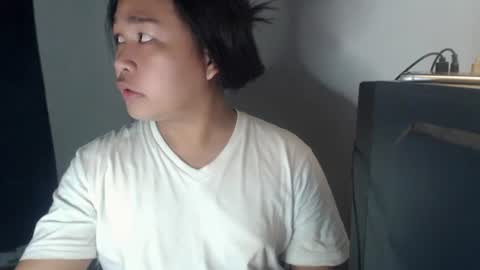 Snapshot of sassysosh chatting on 03.10.25 sassysosh online show from 03.10.25