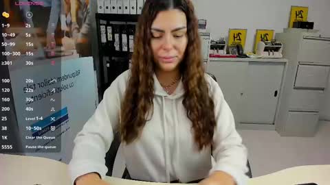 sassytiff online show from 02.15.25