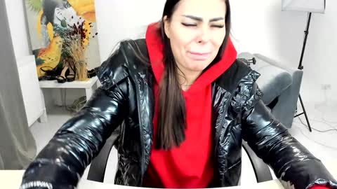 sassytiff online show from 12.22.25