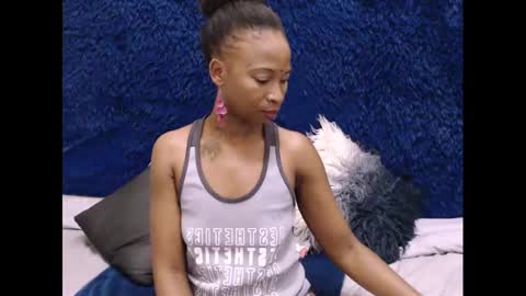 Snapshot of sasyylissaa chatting on 02.22.25 sasyylissaa online show from 02.22.25