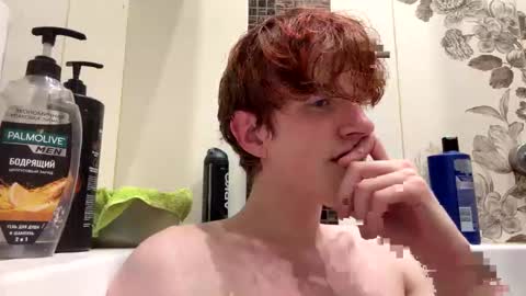 Snapshot of sat1sfaction chatting on 11.28.25 Kristof online show from 11.28.25