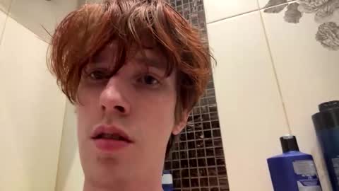 Snapshot of sat1sfaction chatting on 01.15.26 Kristof online show from 01.15.26