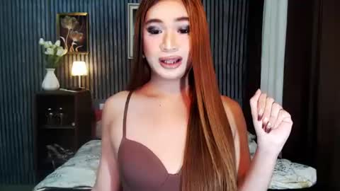 Snapshot of satiable_sashax chatting on 05.20.26 Sasha online show from 05.20.26