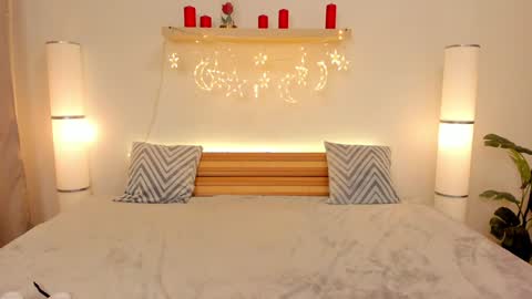 Snapshot of satimilf_ chatting on 01.11.25 Sati online show from 01.11.25