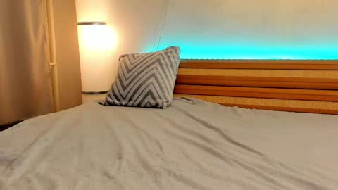 Snapshot of satimilf_ chatting on 01.13.25 Sati online show from 01.13.25