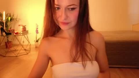 Snapshot of satin_sin chatting on 07.22.26 Lori online show from 07.22.26
