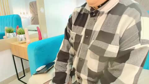 Saturningsweets online show from 04.29.26