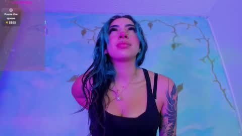 Saturnooo online show from 11.08.25