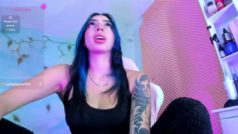 Saturnooo online show from 06.19.26