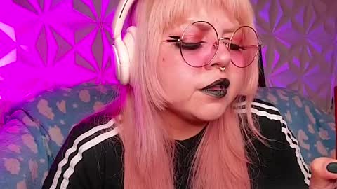 Gina George online show from 04.28.26