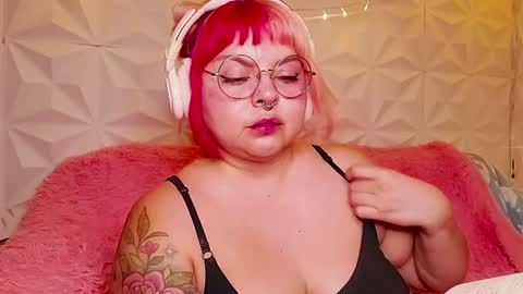 Gina George online show from 07.07.26