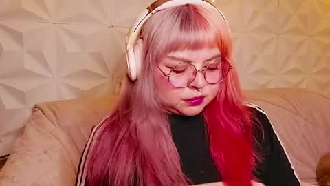 Gina George online show from 07.26.26