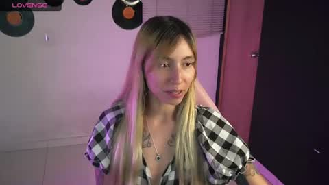 I AM JENN  online show from 06.14.26