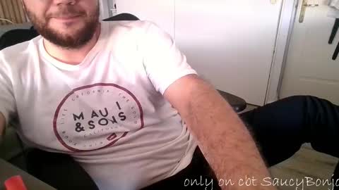 Snapshot of saucybonjo chatting on 10.16.25 Ben online show from 10.16.25