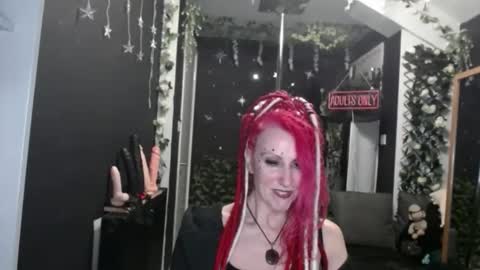 SaucySky online show from 02.21.26