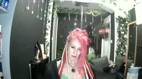 SaucySky online show from 06.09.26