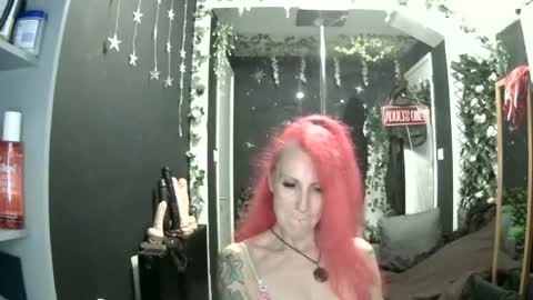 SaucySky online show from 07.22.26