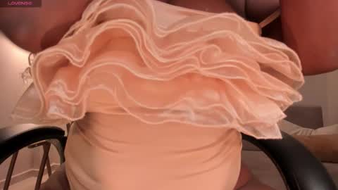 S a v a n n a h  online show from 10.26.25