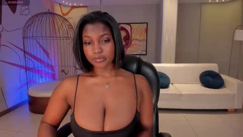 S a v a n n a h  online show from 11.24.25