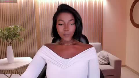 S a v a n n a h  online show from 07.14.26