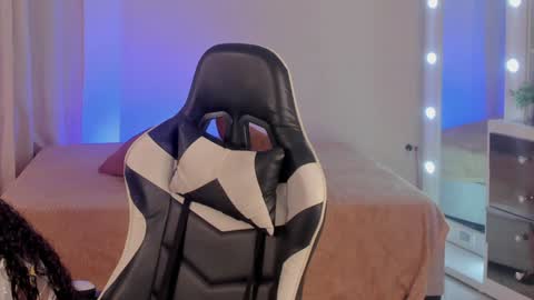 Snapshot of savannahwildee chatting on 01.14.25 Savannahwildee online show from 01.14.25