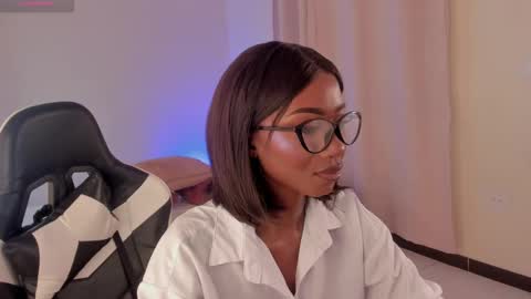 Snapshot of savannahwildee chatting on 02.02.25 Savannahwildee online show from 02.02.25