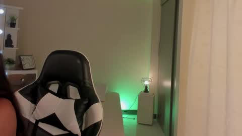 Snapshot of savannahwildee chatting on 03.02.25 Savannahwildee online show from 03.02.25