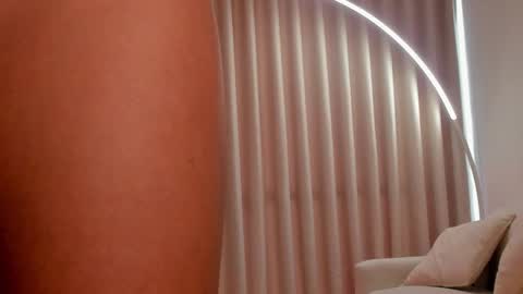 Snapshot of savannahwildee chatting on 09.11.25 Savannahwildee online show from 09.11.25