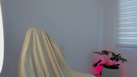 Savannahwildee online show from 06.26.26