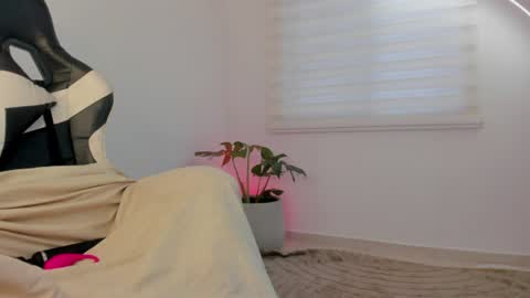 Savannahwildee online show from 06.29.26