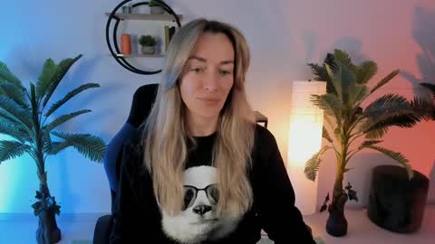 save the qween online show from 01.25.25