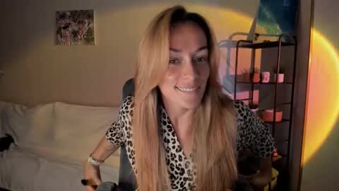 save the qween online show from 09.26.25