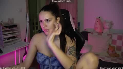 Snapshot of savvage_play chatting on 11.11.25 Naomi online show from 11.11.25