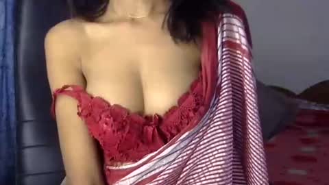 saxee online show from 11.21.25