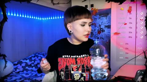 pronoun she. name Mary. age 21. online show from 12.02.24