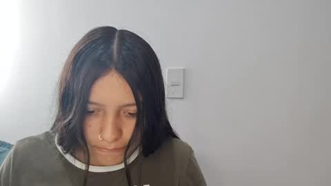 Snapshot of sayuce_black chatting on 01.04.25 sayuce black online show from 01.04.25